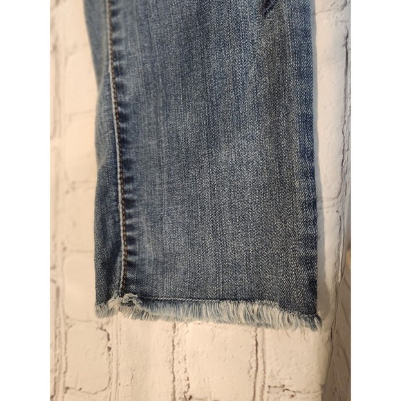 Girls Arizona Jeans Size 12.5 Plus Flower Embroidered Skinny Jeans - Picture 4 of 8